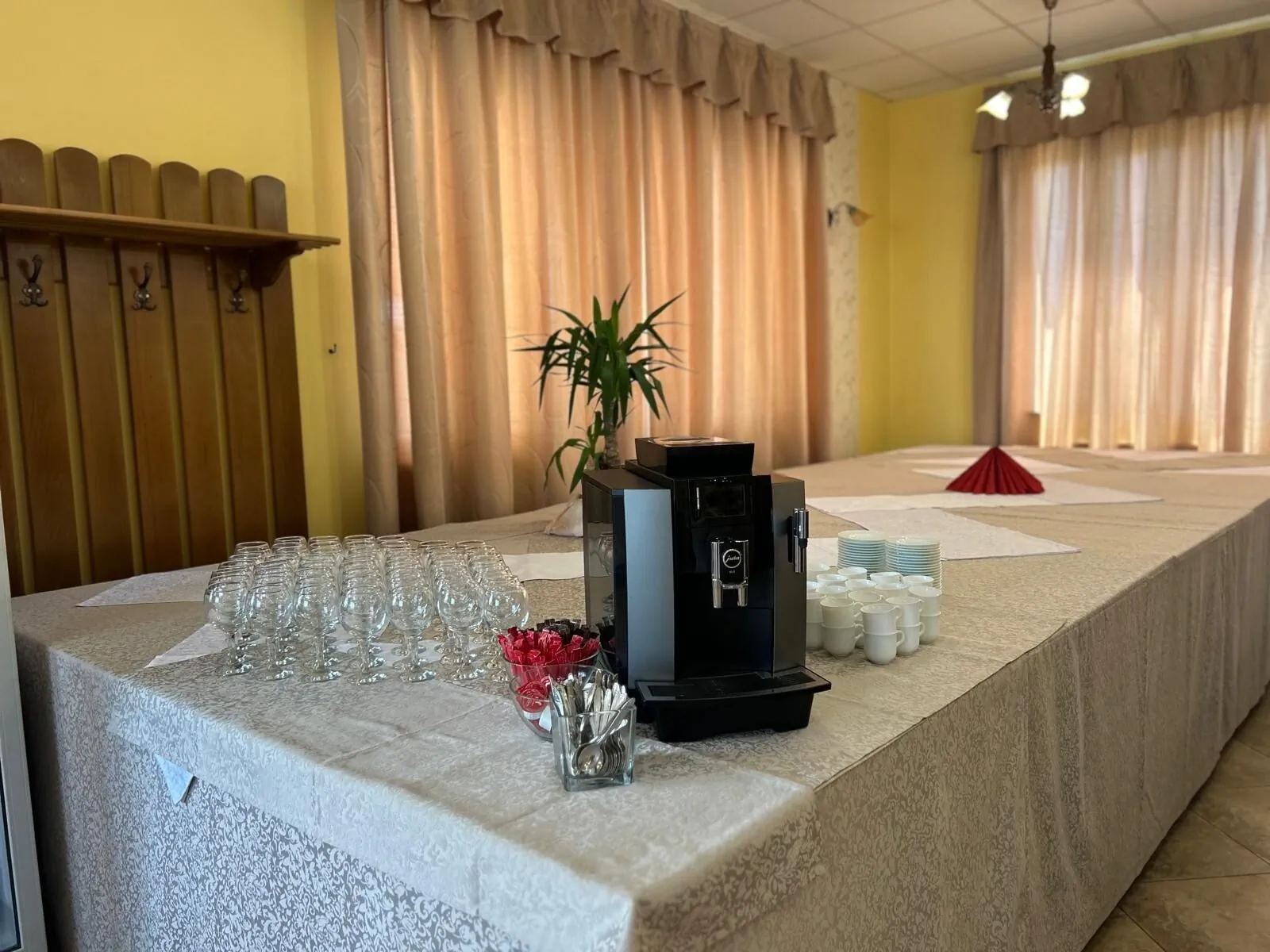 H&T Pension Restaurant Sâncrăieni – Sâncrăieni, România