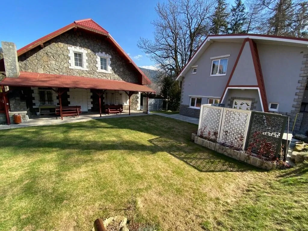 Pensiunea Royal Inn Bușteni Adults Only – Buşteni, România