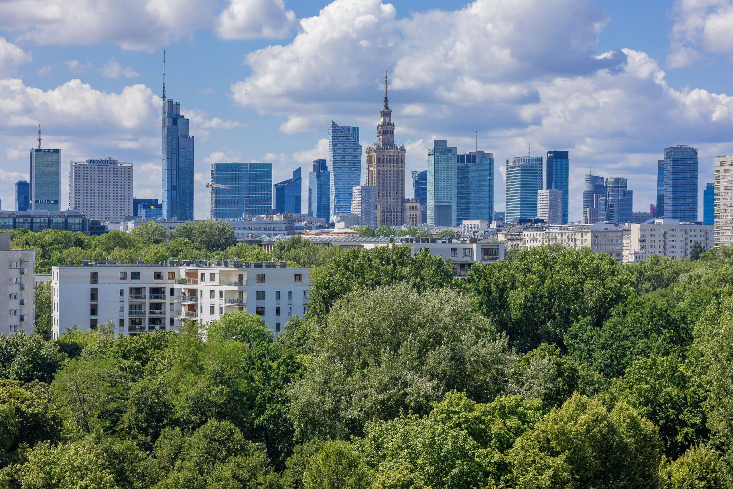 Ludna 1B/81 – Varșovia, Polonia