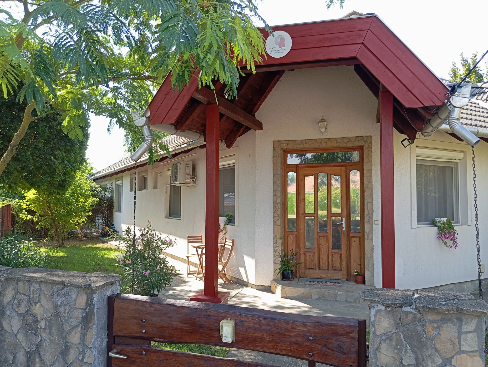 Tükör Apartman Martonvásár - foto 1