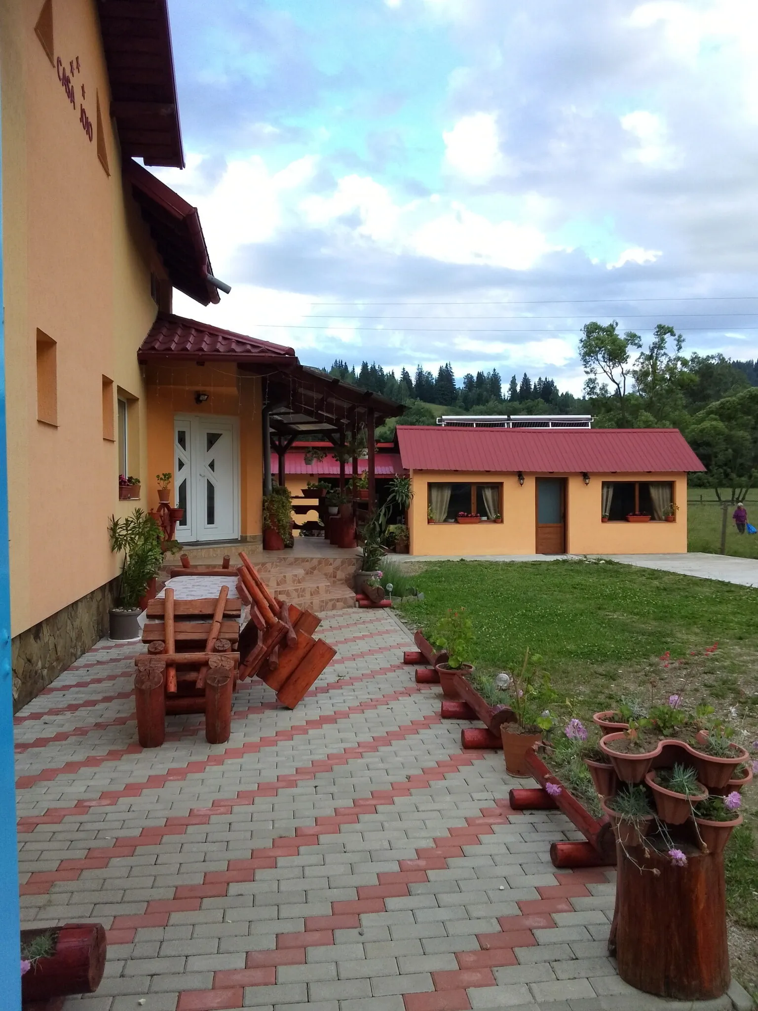 Casa Jojo Rusca – Rusca, România