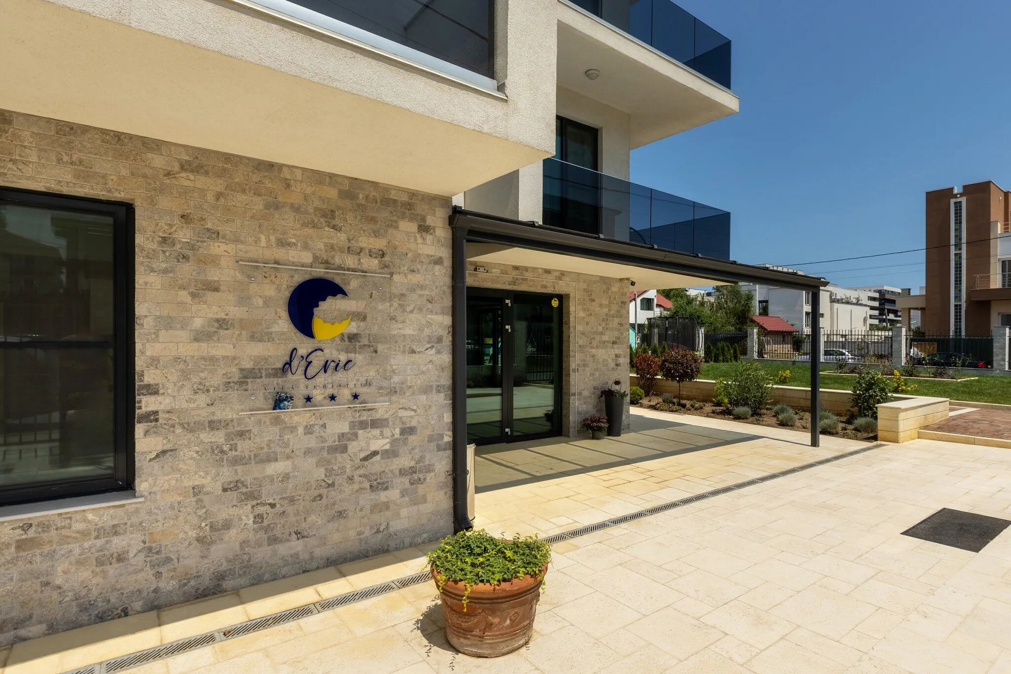 d’Eric Mamaia Nord – Mamaia-Sat, România