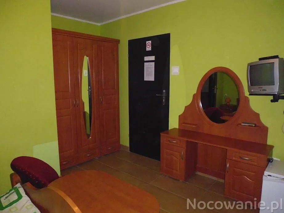 DOM WCZASOWY Z ŁAZIENKAMI Ciechocinek – Ciechocinek, Polska
