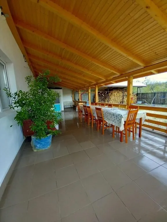 Casa Lavinia Crasna – Crasna, România