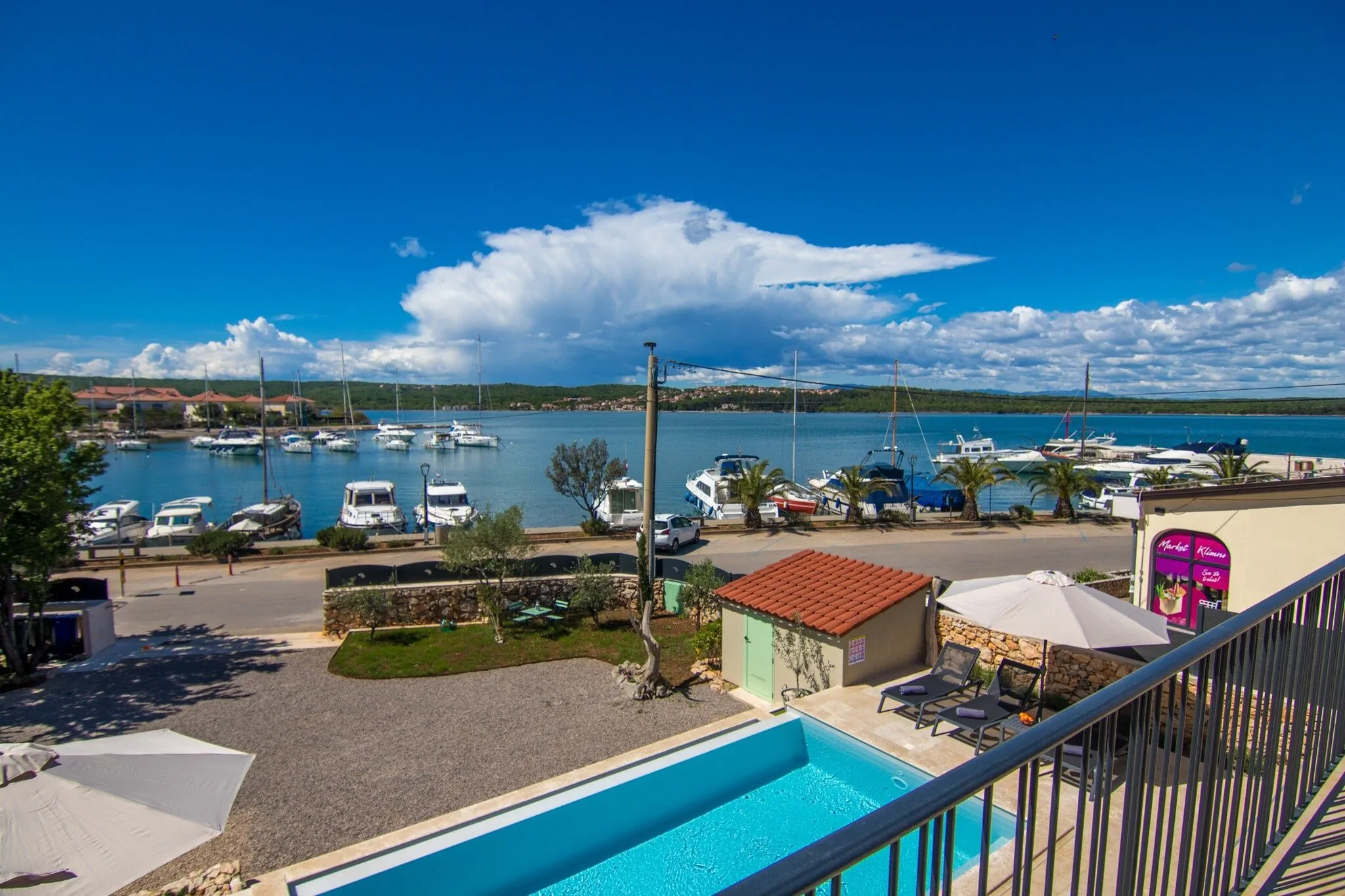 Seafront Villa Marin Klimno – Klimno, Croația