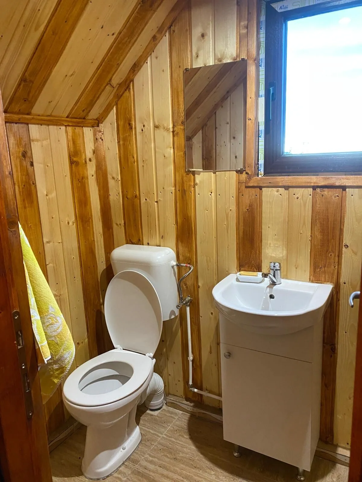 Cabana Izabela Mărişel – Mărişel, România