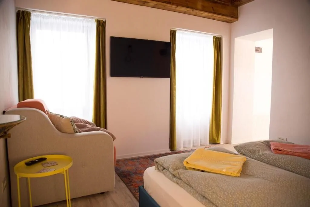 Apartament Seek and Hide - Csilla's Tiny Hideaway Brașov – Brașov, România