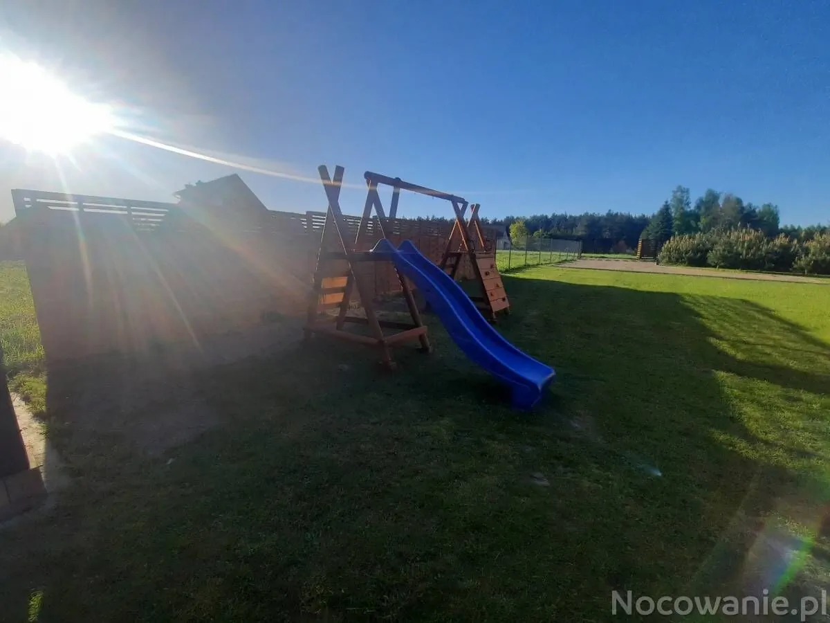 Domek przy lesie na Roztoczu Adamów – Adamów, Polsko