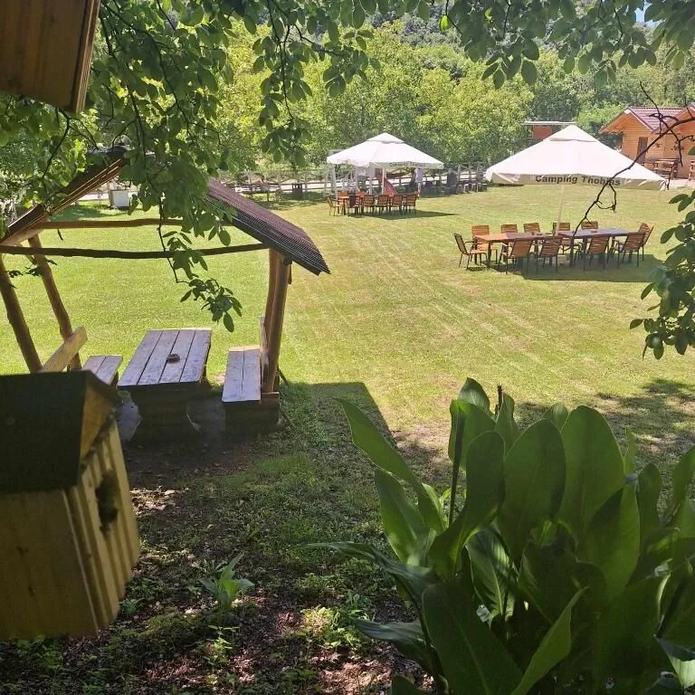 Camping Thobias Boşorod – Boşorod, România