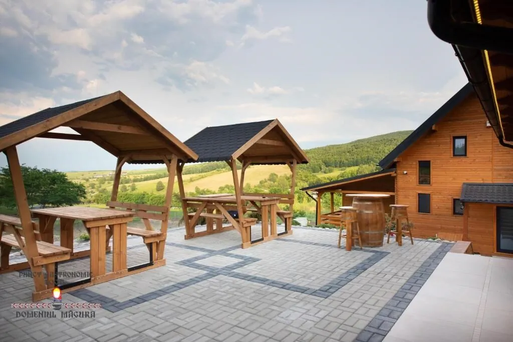 Cabana Domeniul Măgura Moineşti – Moineşti, România