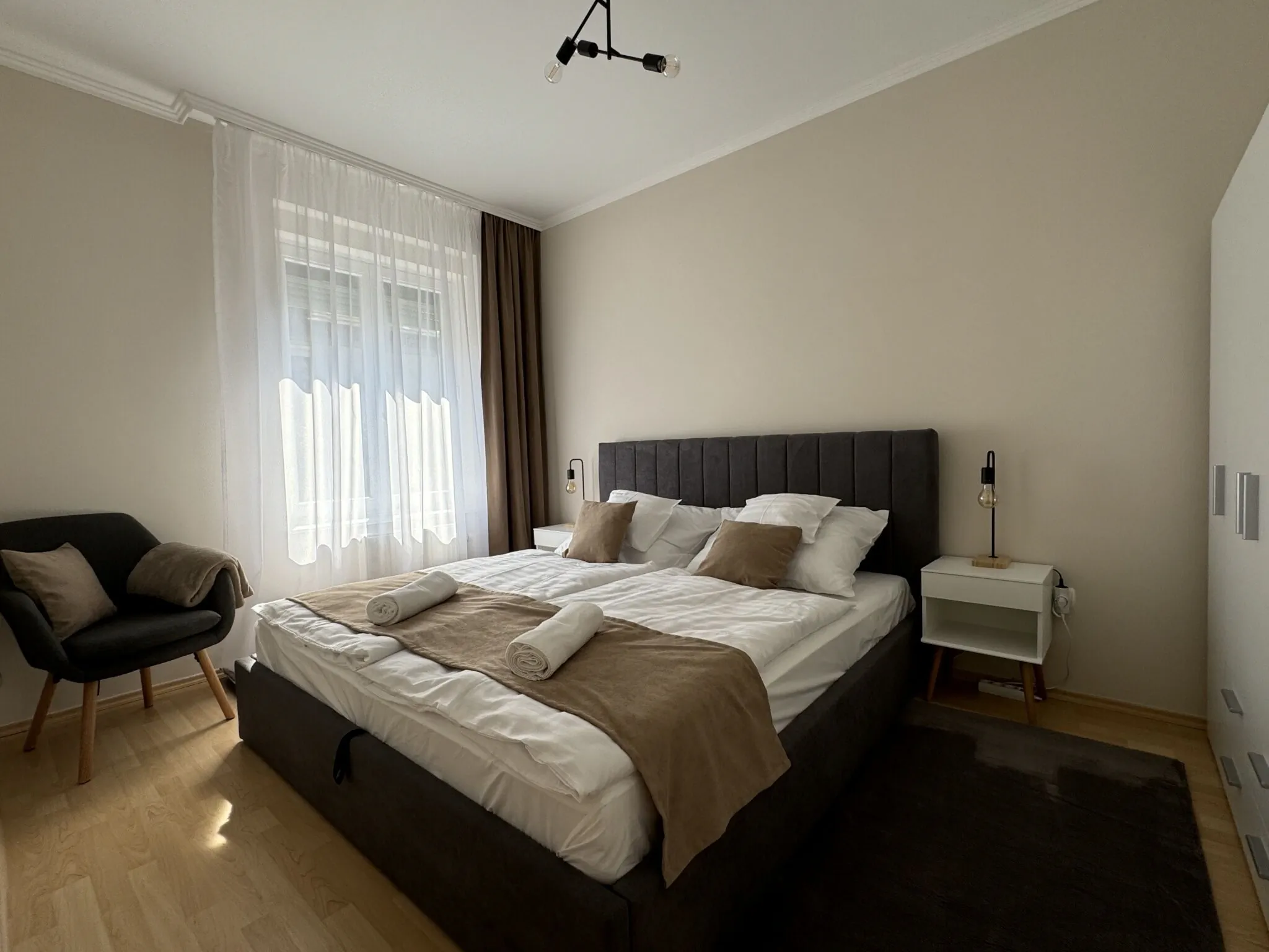 Európa Apartman Békéscsaba – Bichișciaba, Ungaria