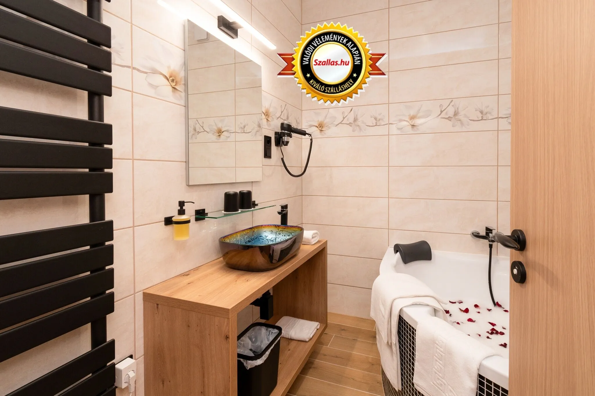 Villa Lackó Exkluzív Apartmanok Keszthely – Keszthely, Ungaria