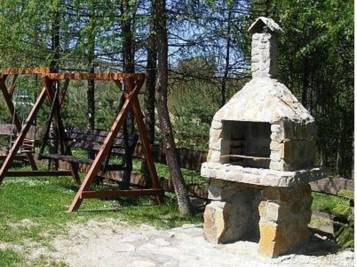 Domki Zacisze Nad Wodą w Bieszczadach Baligród – Baligród, Polsko