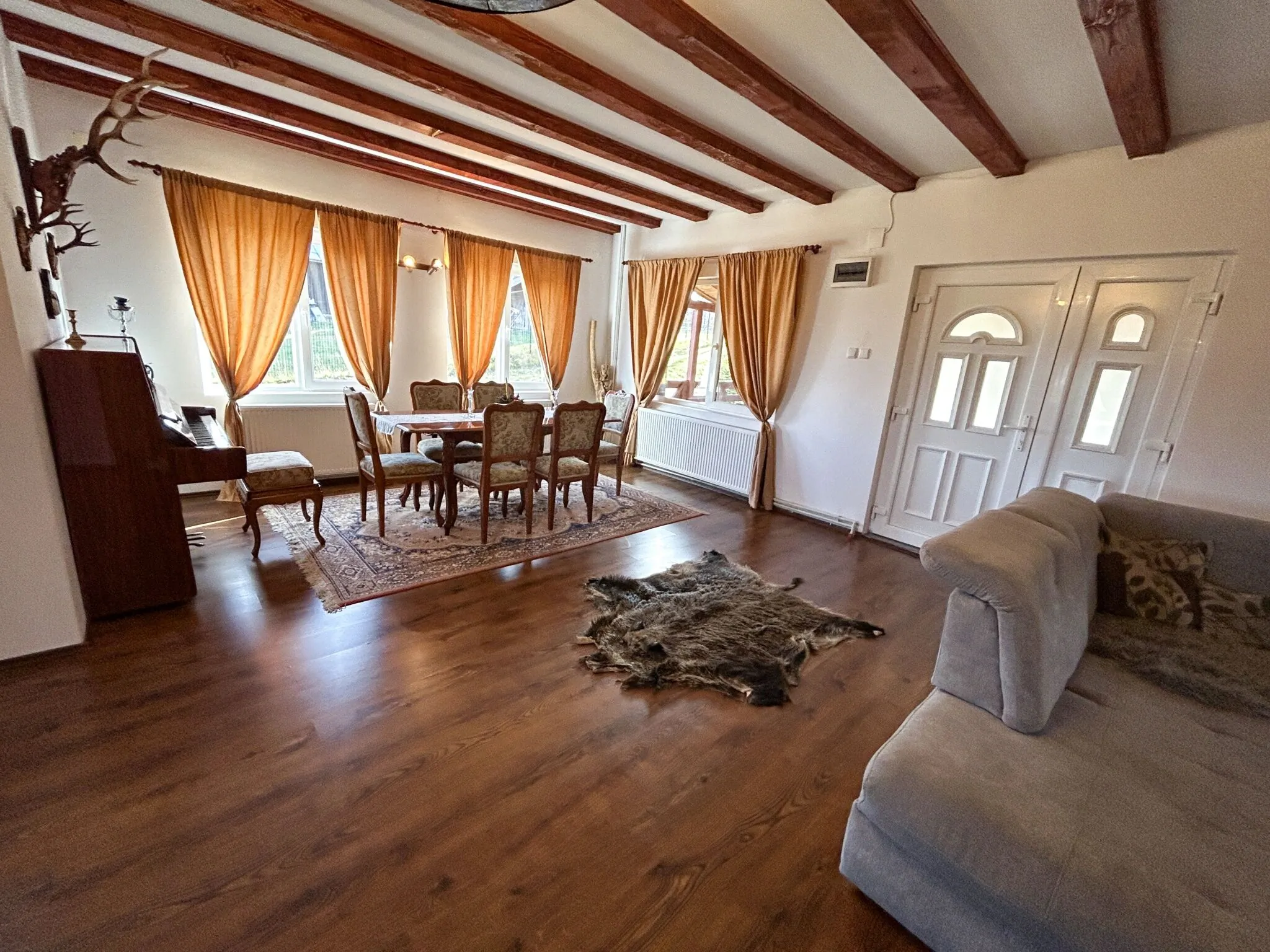 Cabana B&C Mountain Retreat Beliș – Beliş, România