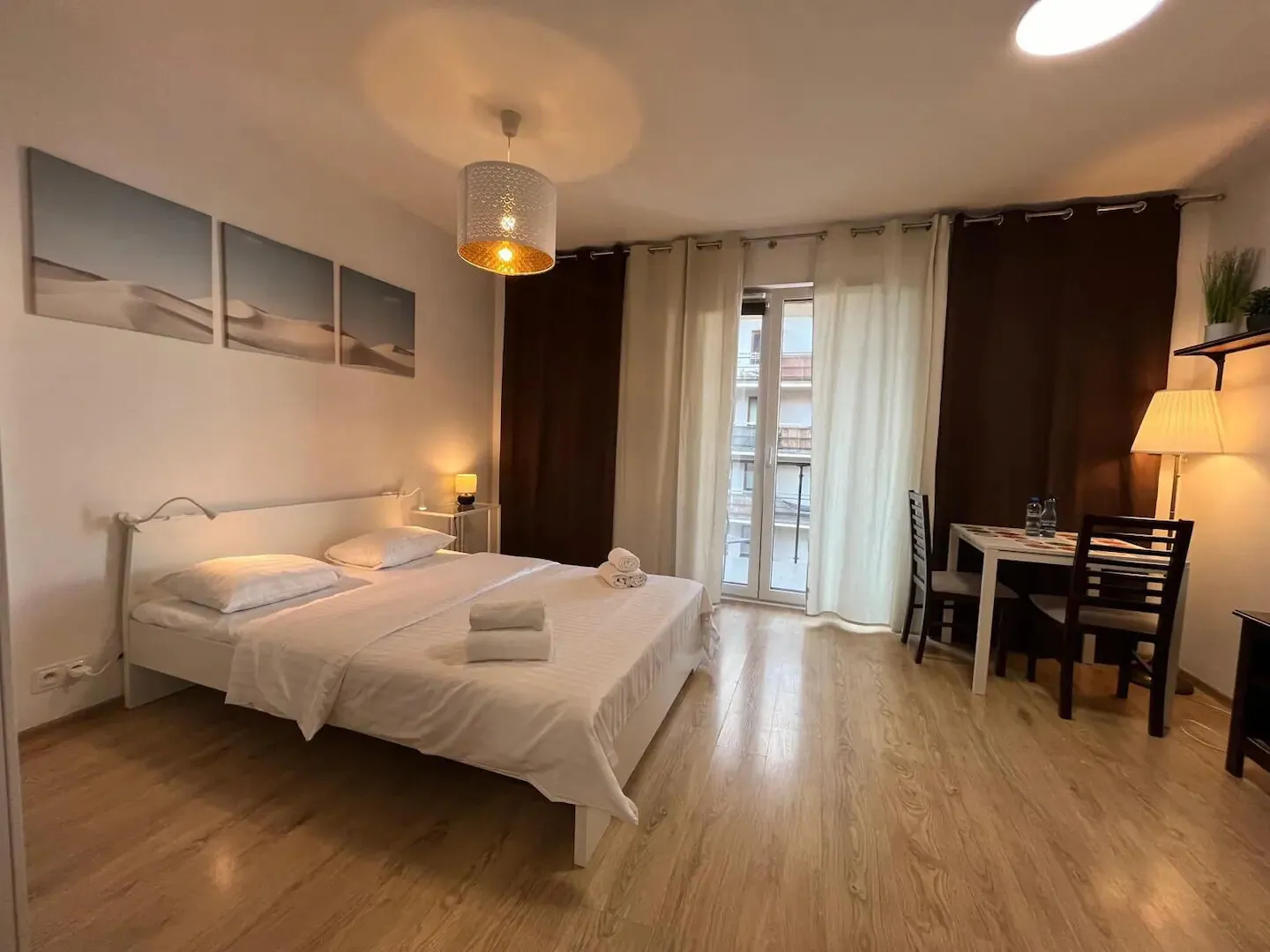 Studio Okrzei Praga 48 – Warszawa, Polska