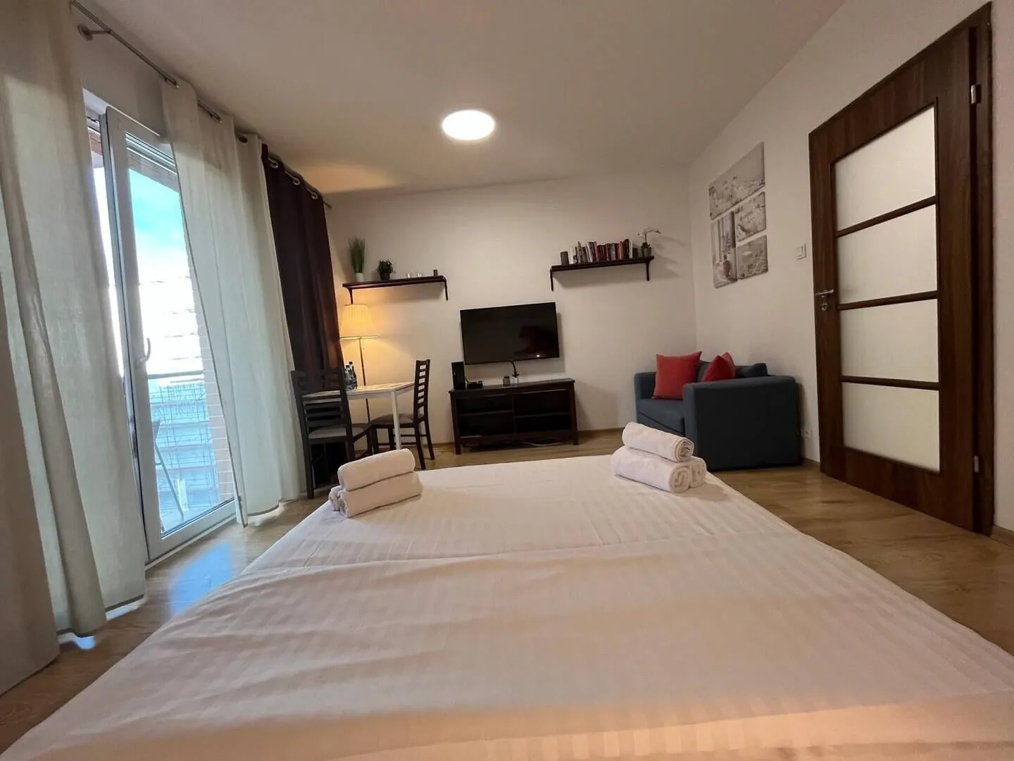 Studio Okrzei Praga 48 – Warszawa, Polska