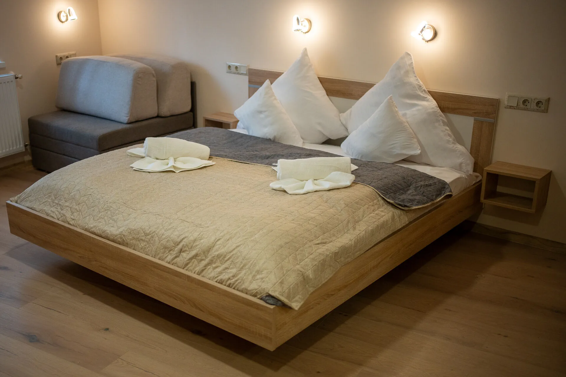 Holiday Apartmanház Gyula – Giula, Ungaria