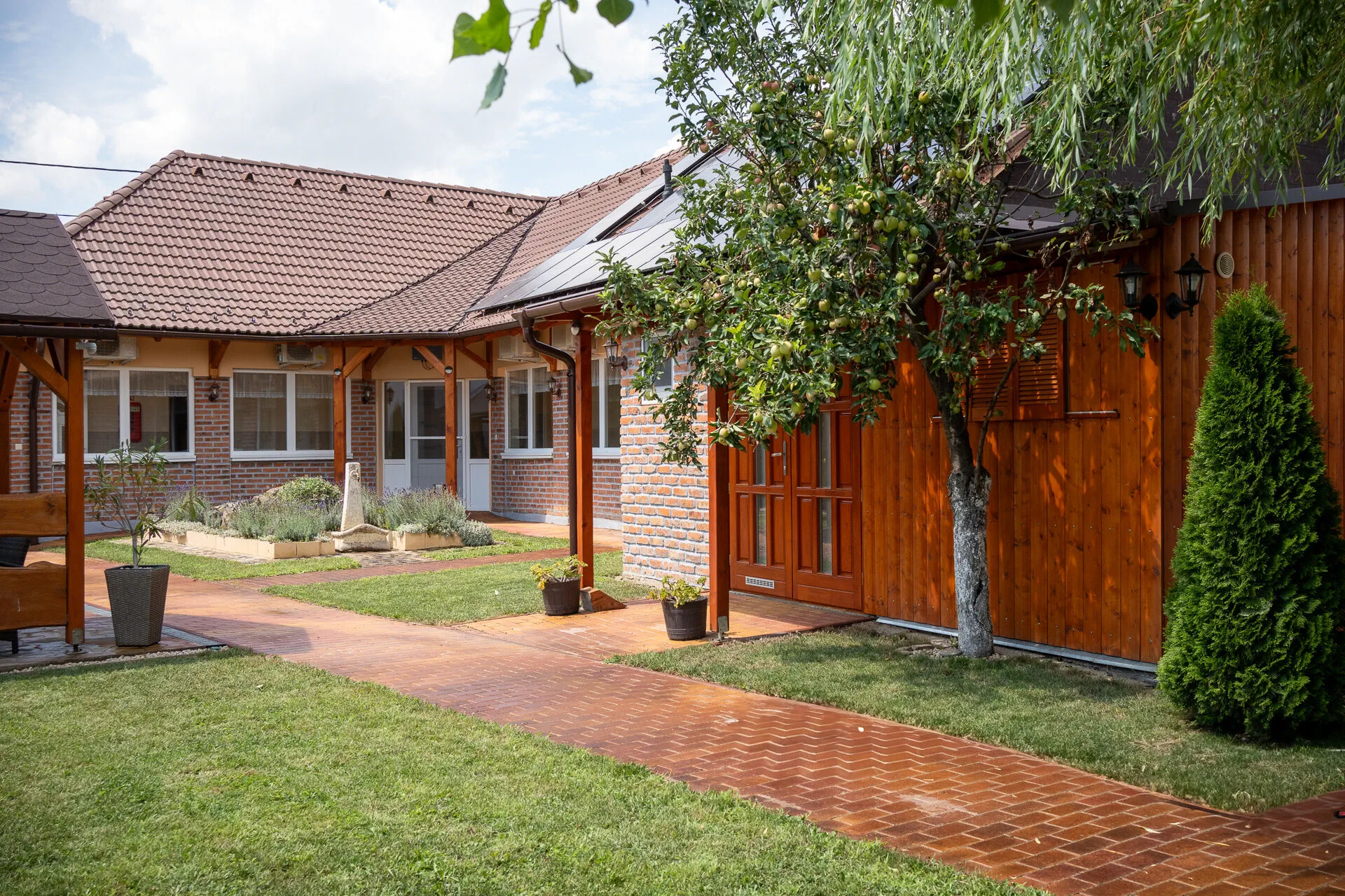 Holiday Apartmanház Gyula – Giula, Ungaria