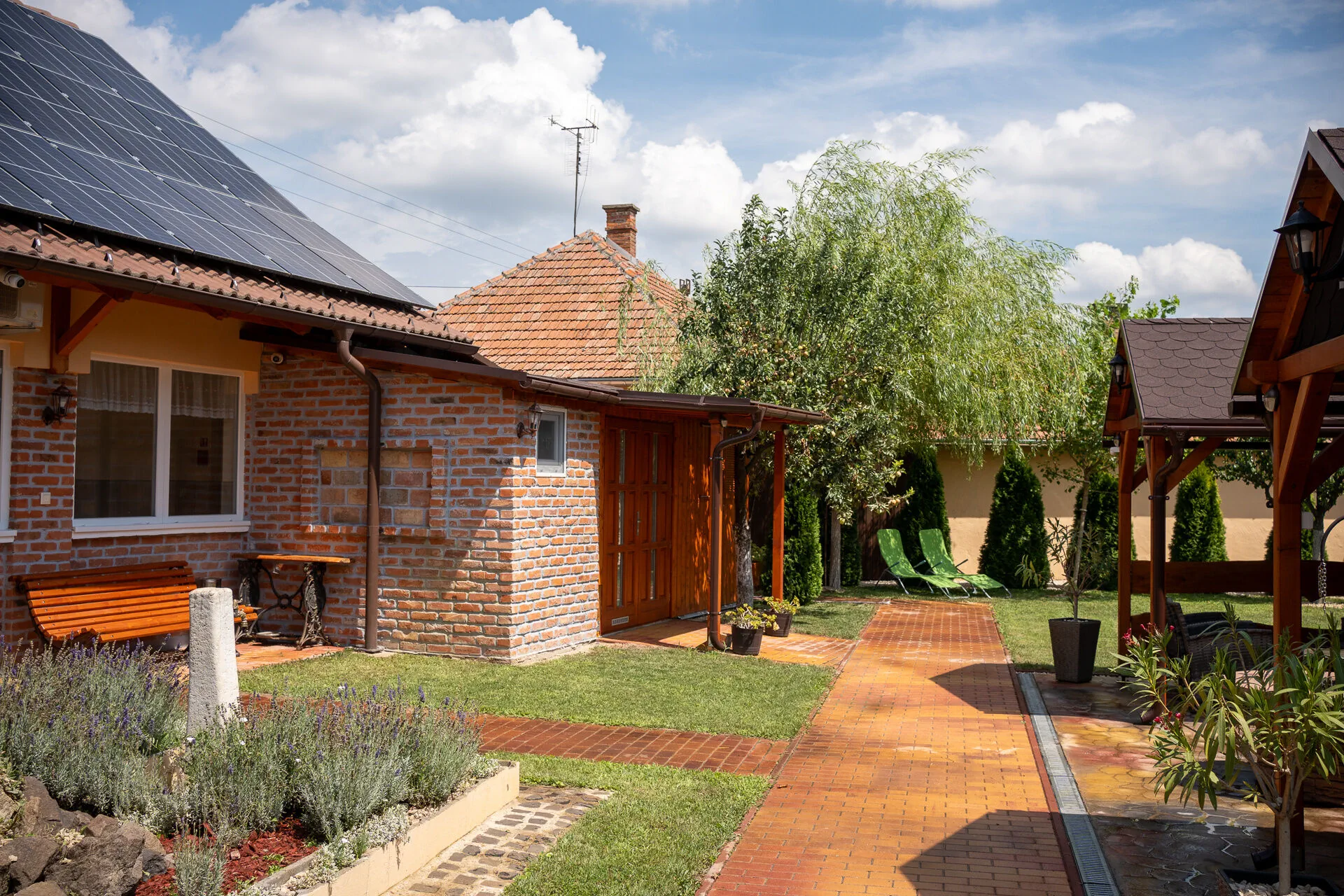 Holiday Apartmanház Gyula – Giula, Ungaria