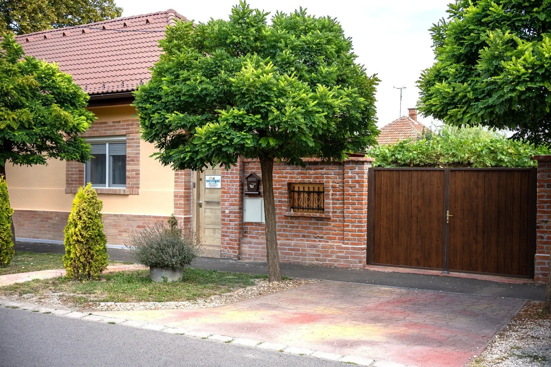 Holiday Apartmanház Gyula – Giula, Ungaria