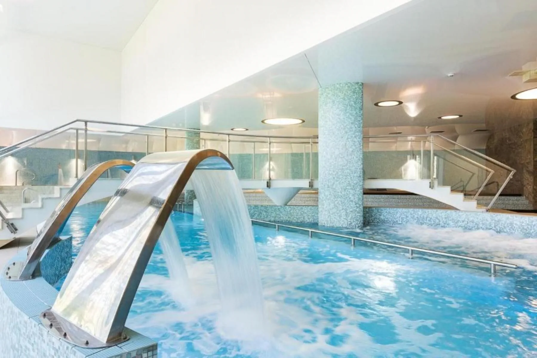 Family & Business Sauna Apartments No2 Leśny nad Zalewem – Cedzyna, Polska