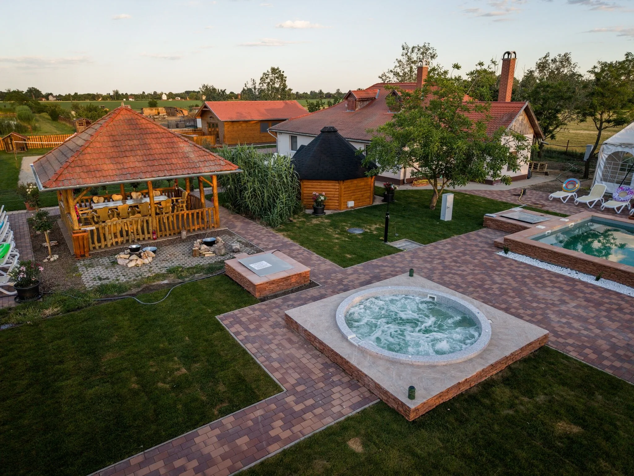Atlantisz Pihenőpark és Halásztanya Mezőtúr - foto 1