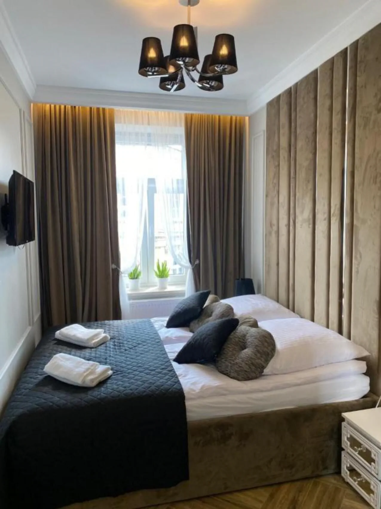 Family & Business Sauna Apartments Sienkiewicza Wesoła No3 - No4 Kielce – Kielce, Polska