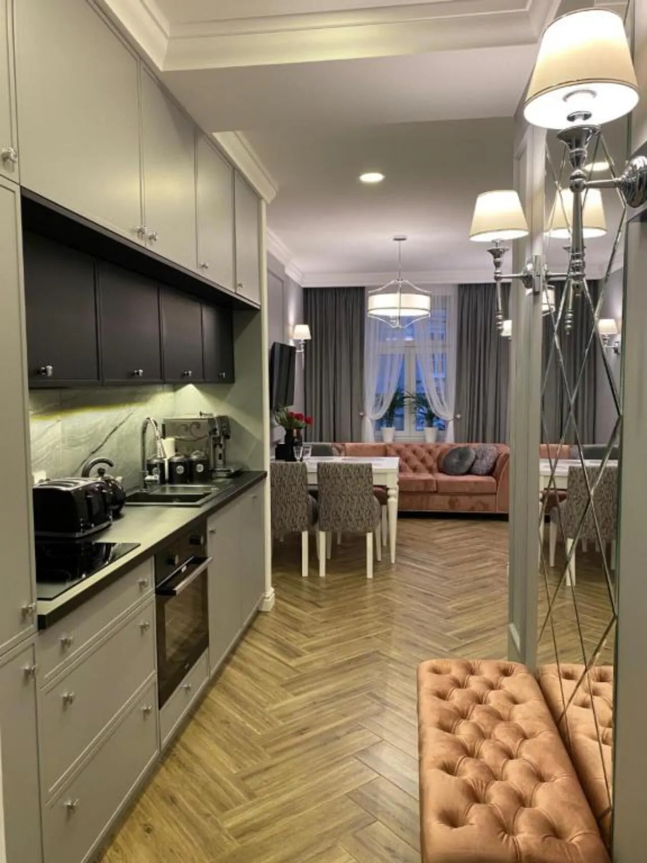 Family & Business Sauna Apartments Sienkiewicza Wesoła No3 - No4 Kielce – Kielce, Polska