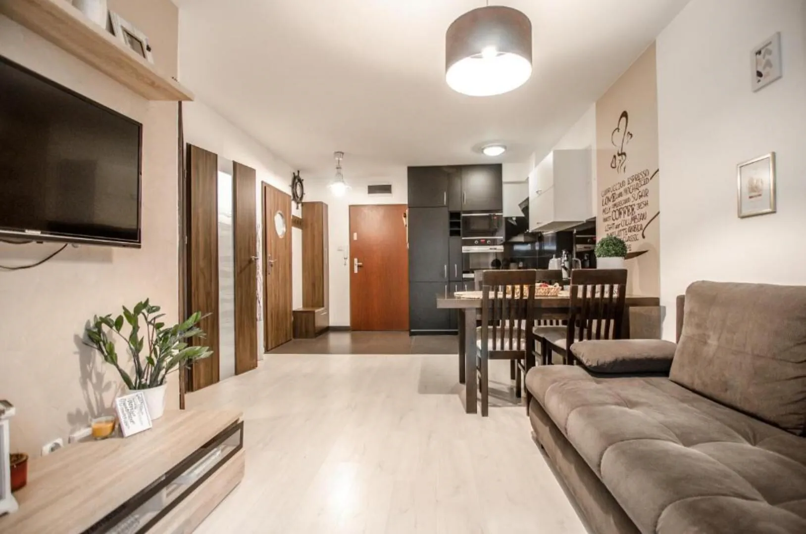 Apartament z Ogródkiem - Alldayholiday – Kołobrzeg, Polska