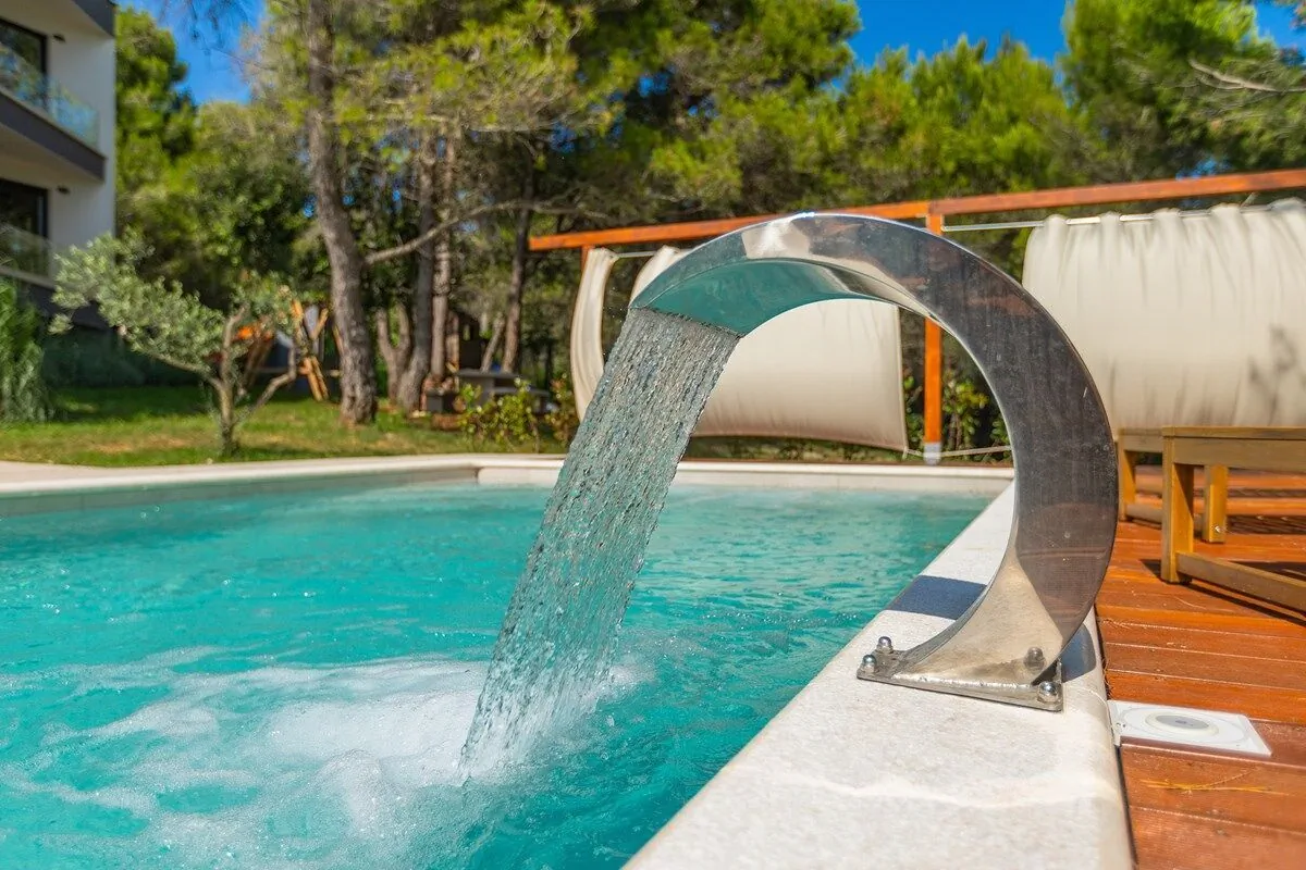 Villa Black and White Pula – Pula, Chorwacja