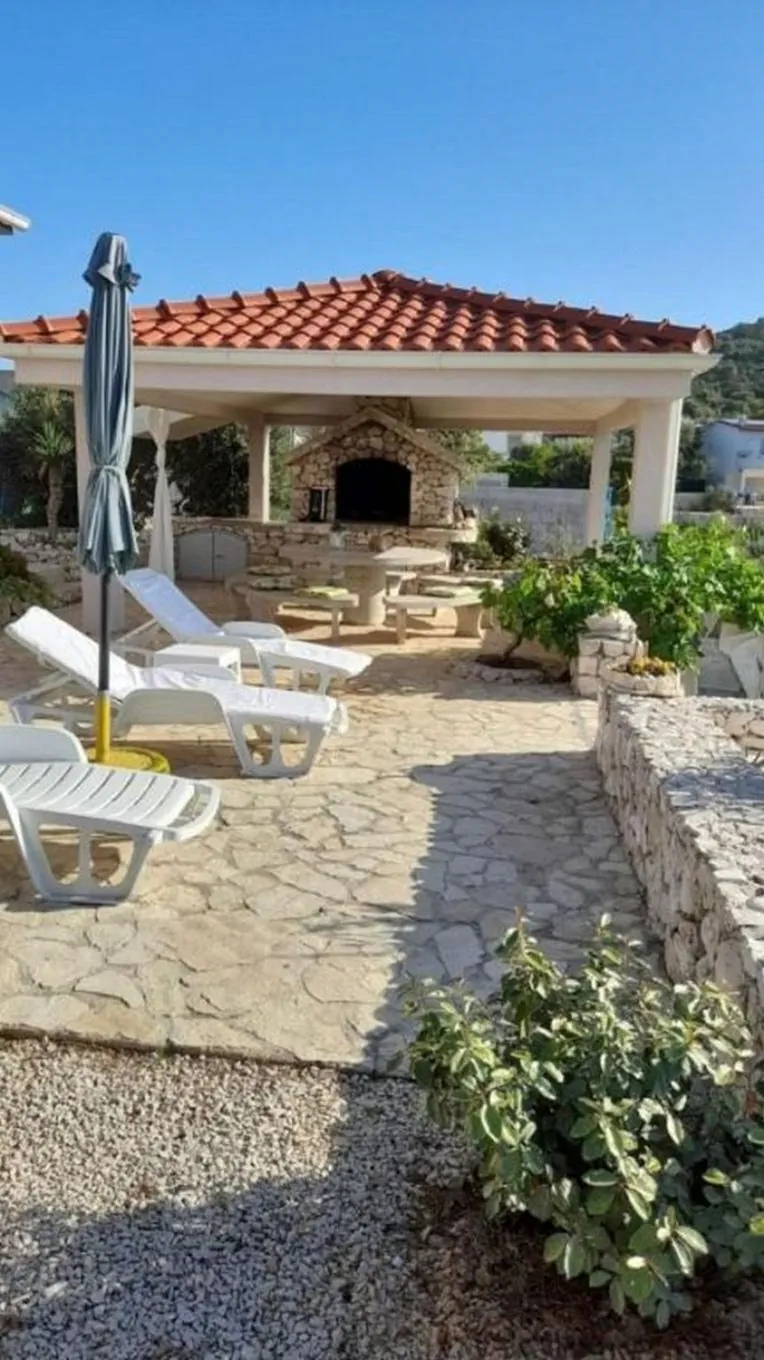 House Slobodna Vinisce – Vinišće, Croația