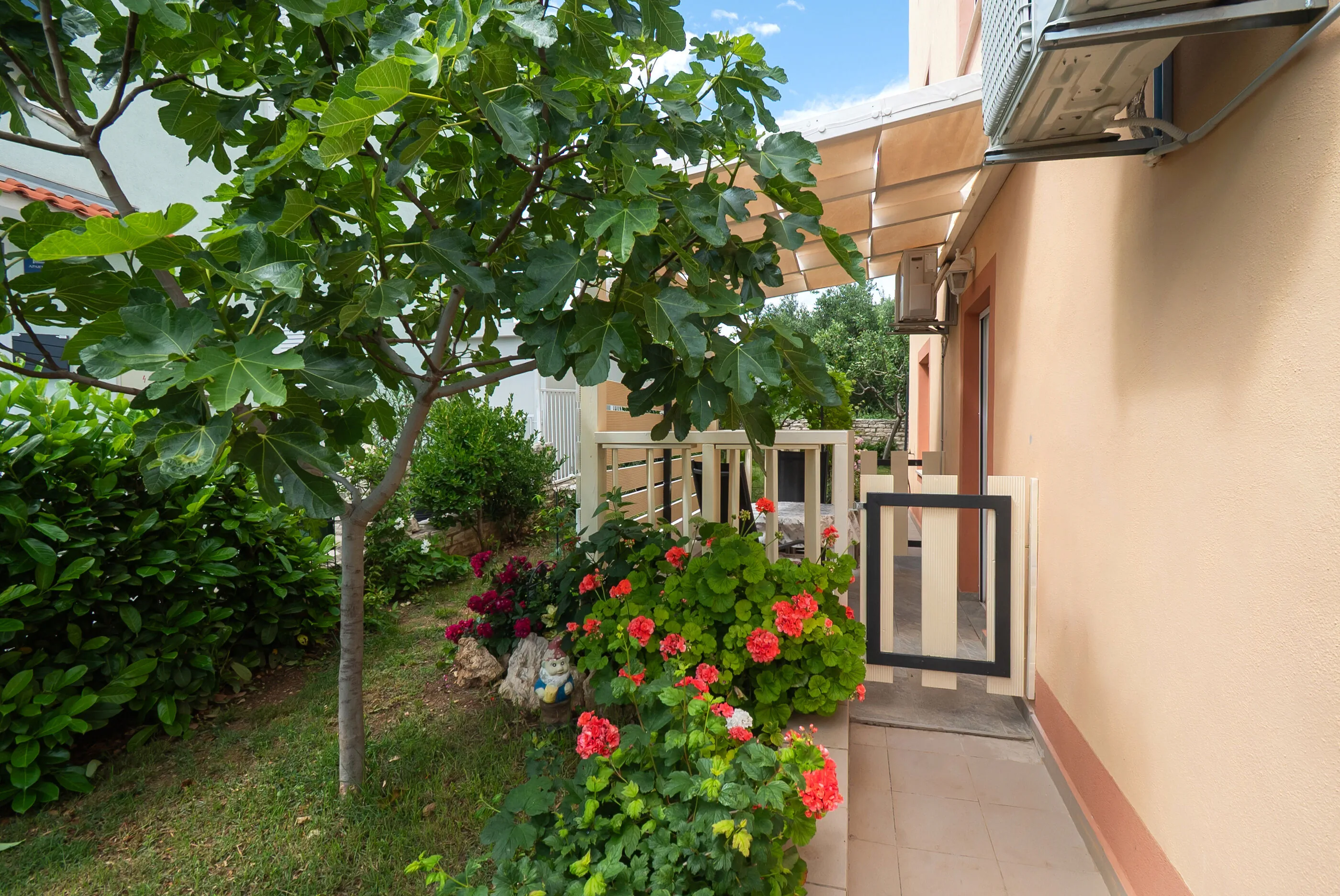 Apartments Jak Vodice – Vodice, Croația