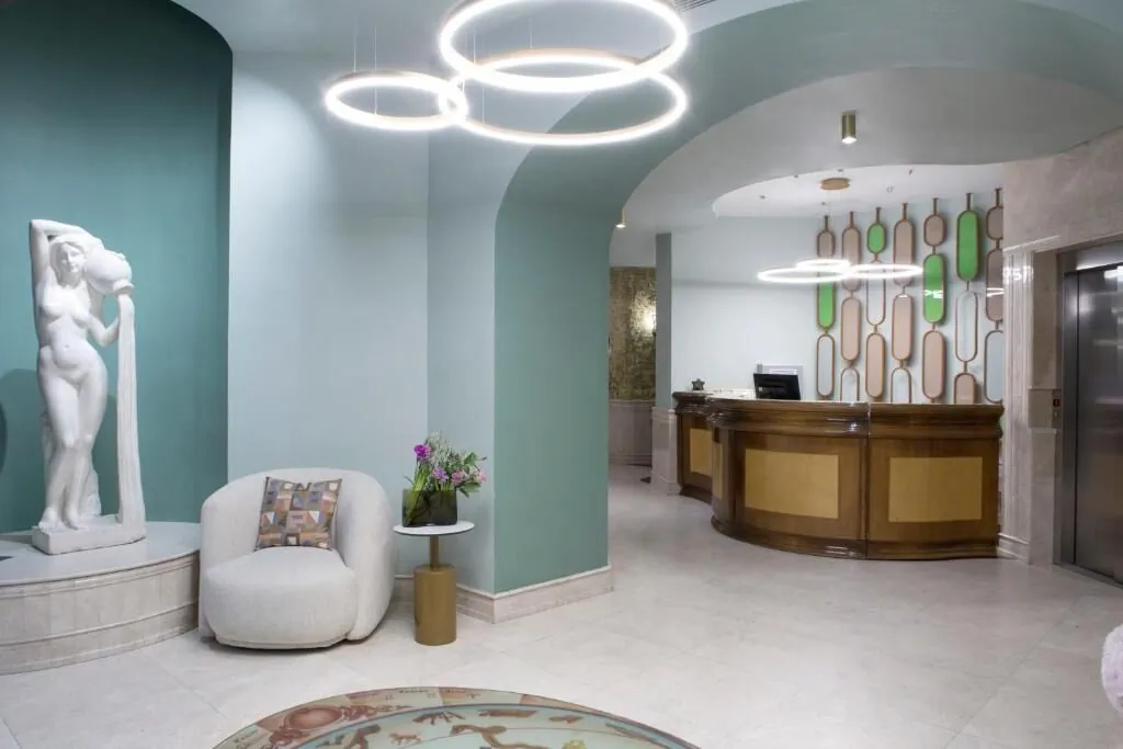 Hotel Zeus Essence Venezia – București, România
