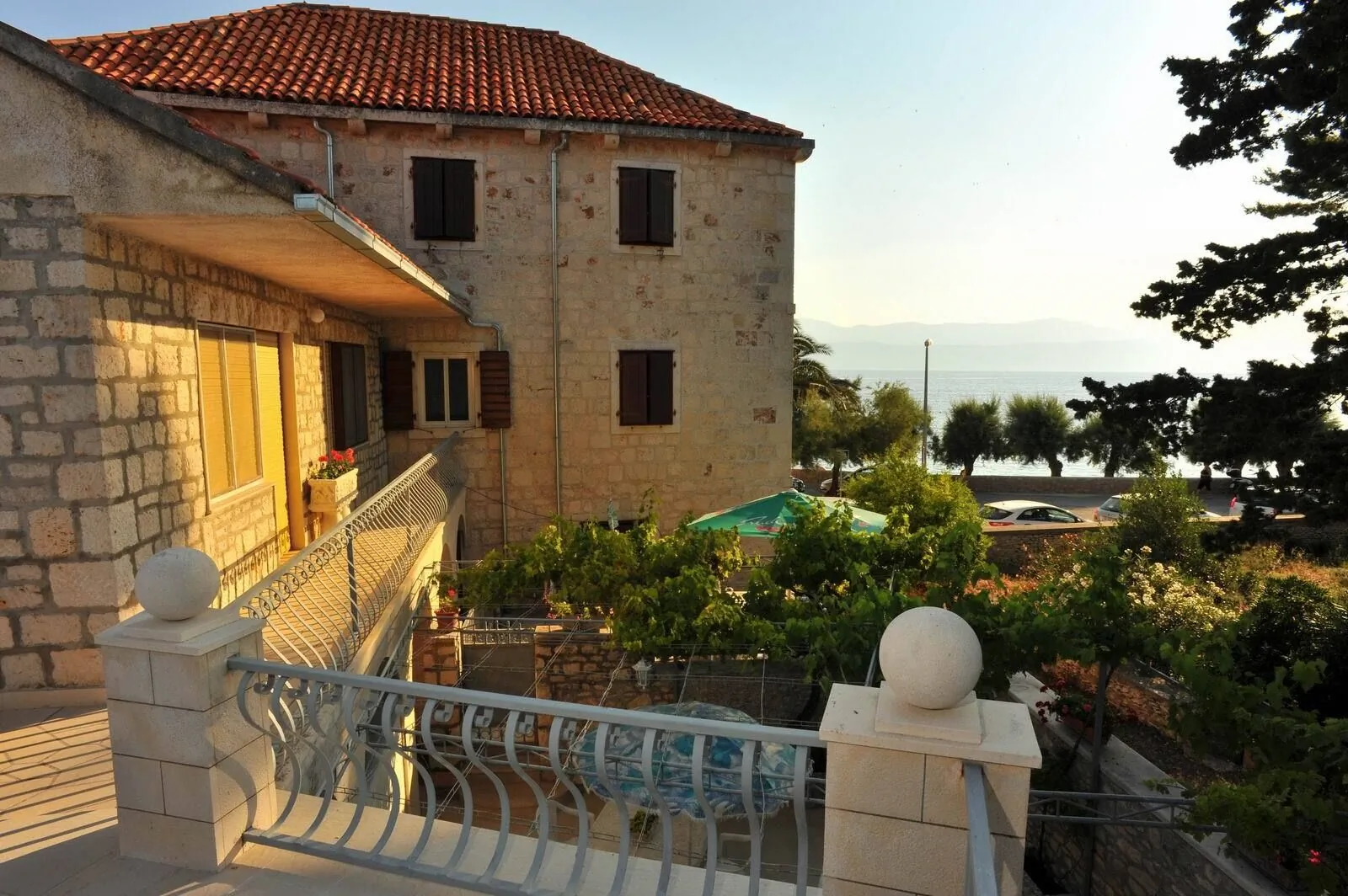 Apartments Piv Sutivan – Sutivan, Croația