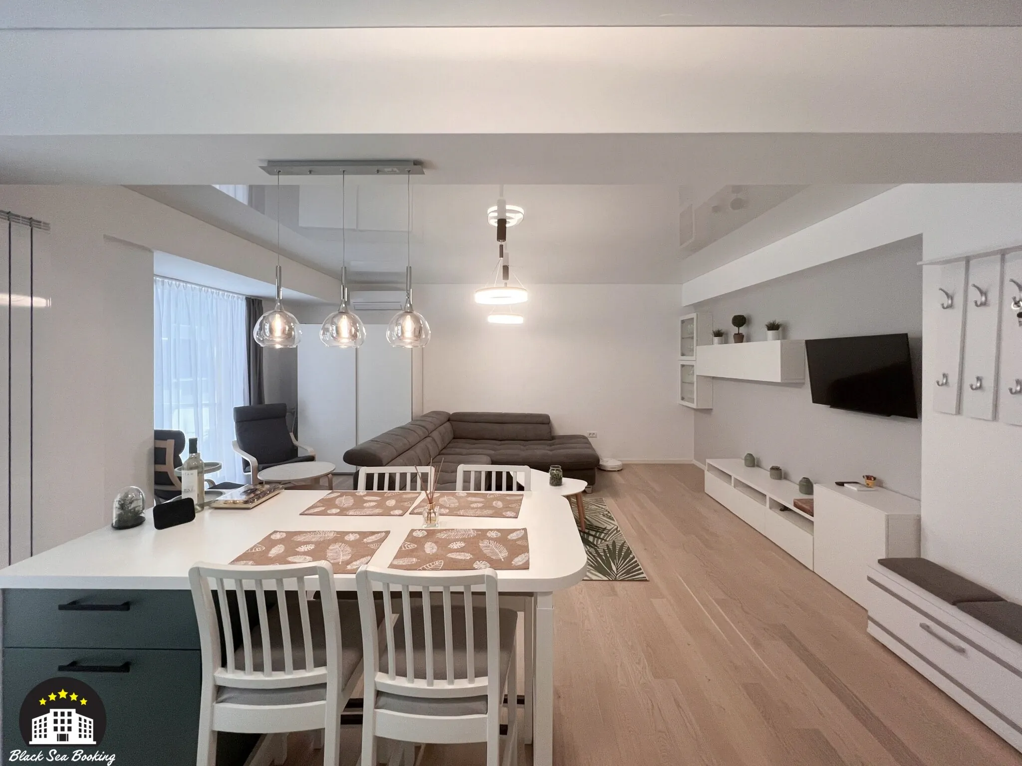 Black Sea Booking - Madrid Năvodari – Năvodari, Rumunsko
