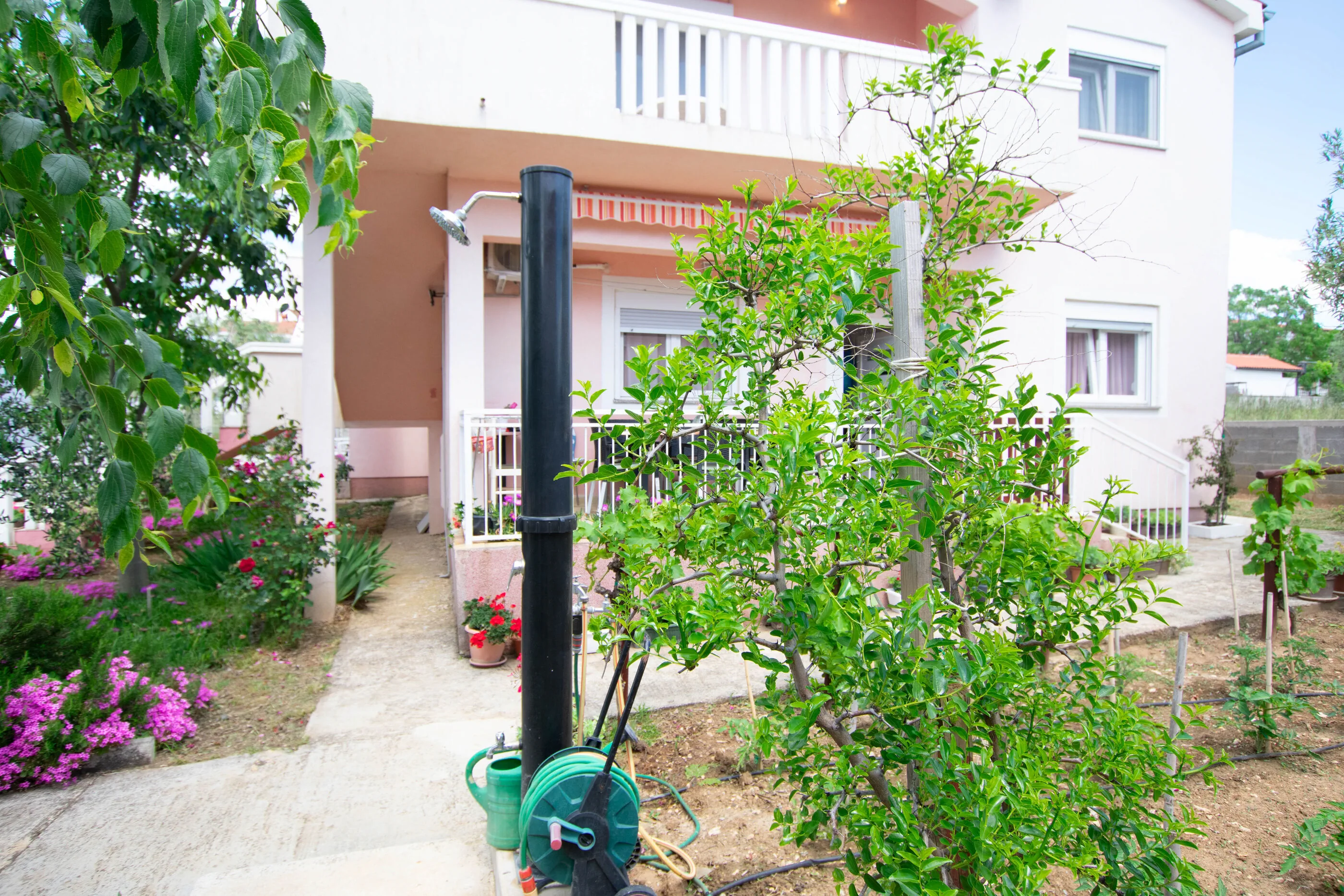 Apartments Ljubo Vrsi – Vrsi, Croația
