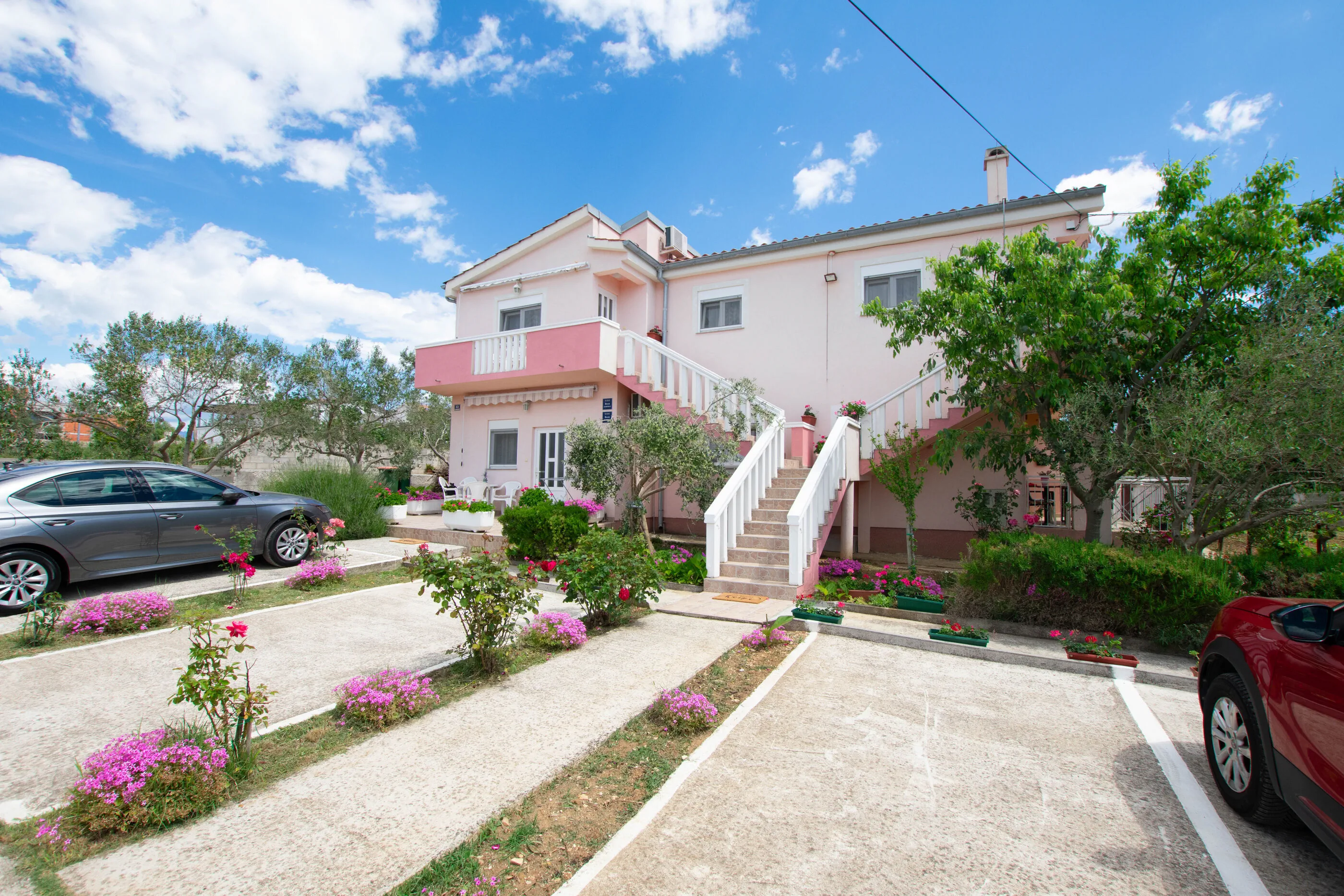 Apartments Ljubo Vrsi – Vrsi, Croația