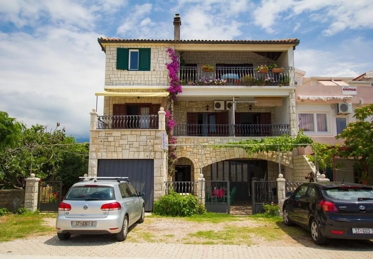 Apartments Juri Sucuraj – Sućuraj, Croația