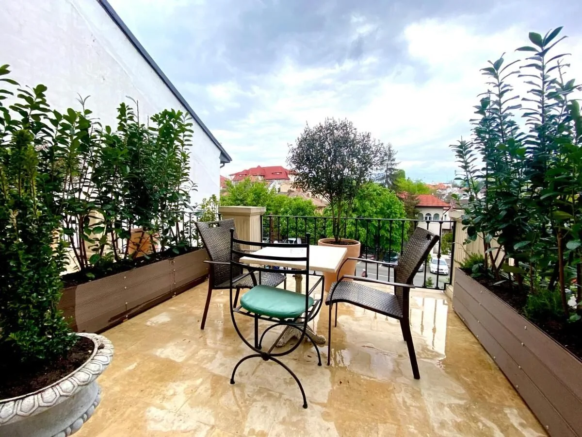 Arc de Triomphe Studios București - foto 1