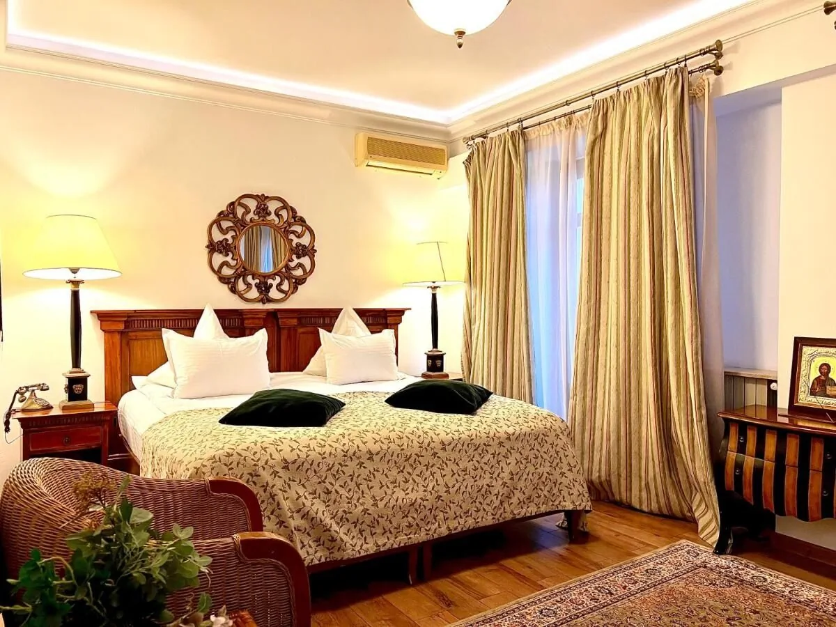 Arc de Triomphe Studios București - foto 5