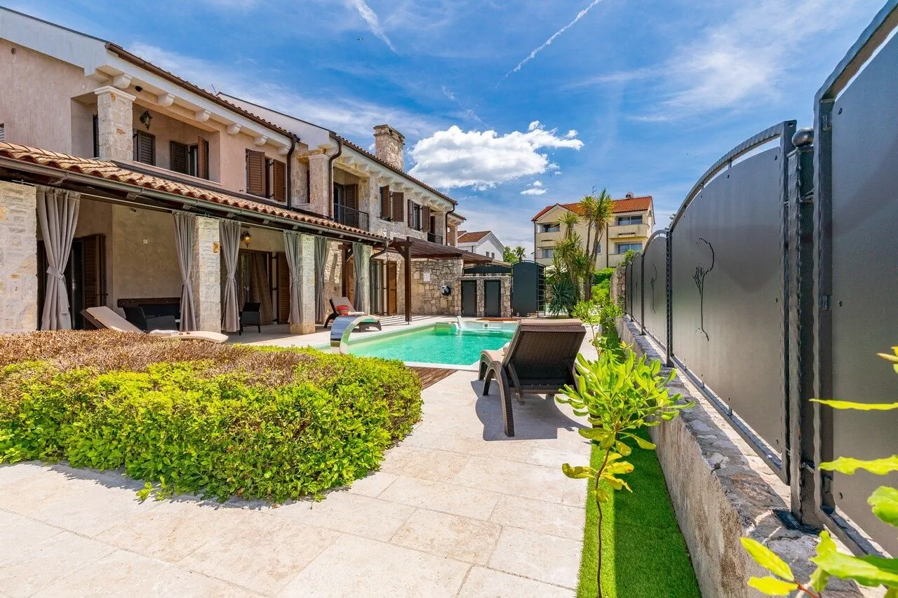 Villa Forte Malinska – Malinska, Croația
