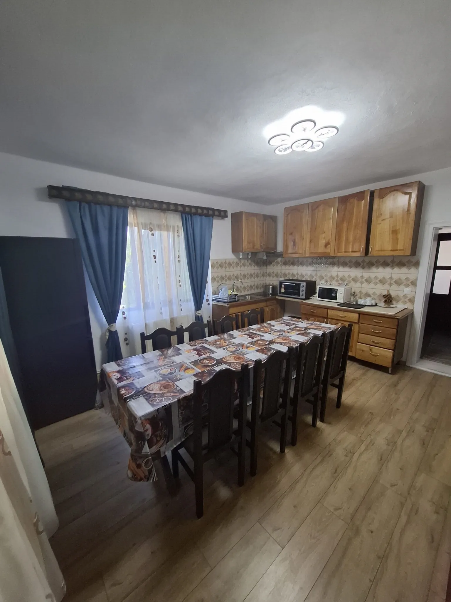 Cabana din Bușuc Râșca – Râșca, România