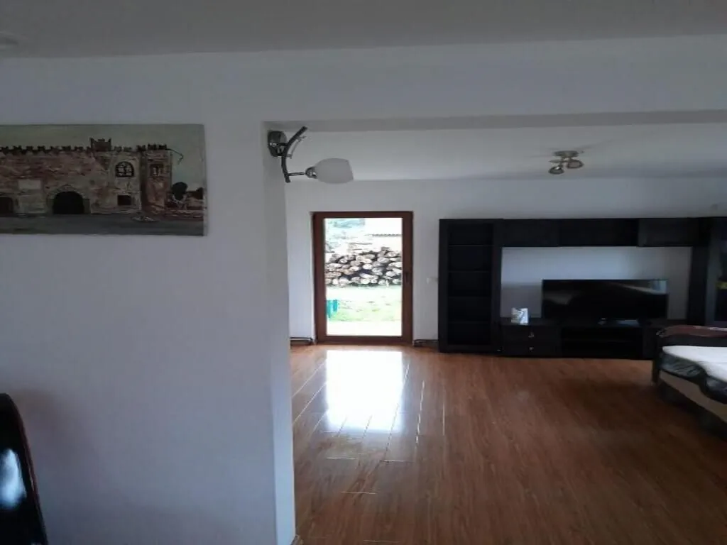 Casa Rus Leordina – Leordina, România