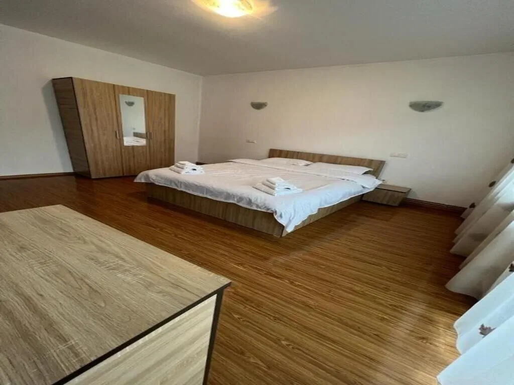 Casa Rus Leordina – Leordina, România