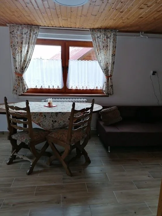 Apartament Dóri Harghita-Băi – Harghita-Băi, România