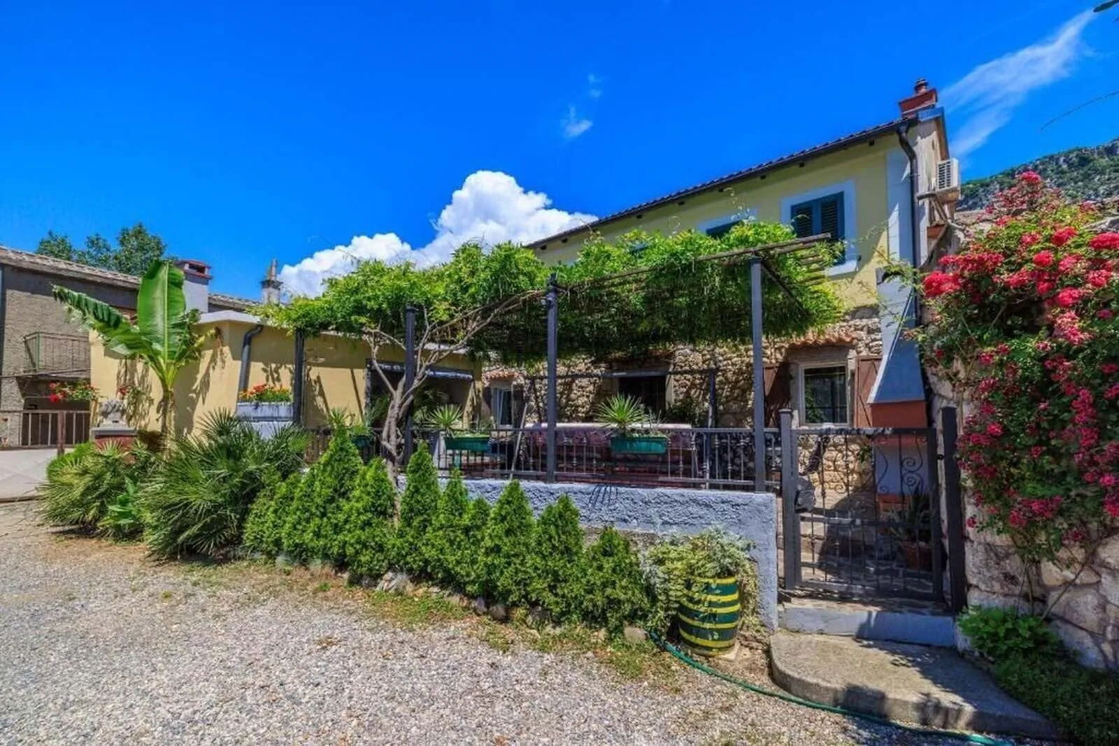 Kuća za Odmor Bribirka Gradac – Bribir, Croația