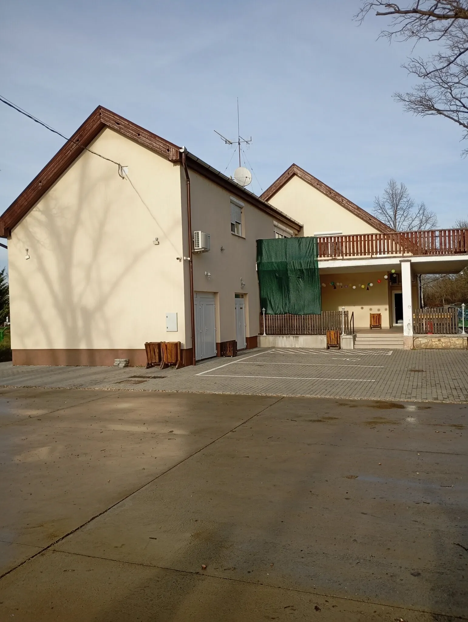 Vadászház Kávézó és Szálláshely Mezőtúr – Mezőtúr, Węgry