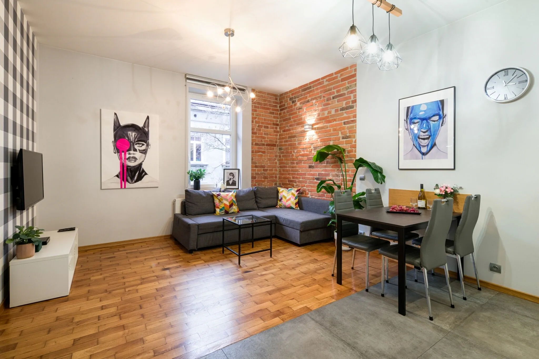 Discover Kraków/Apartamenty Loft/Kraków ul. Lubicz – Kraków, Polska