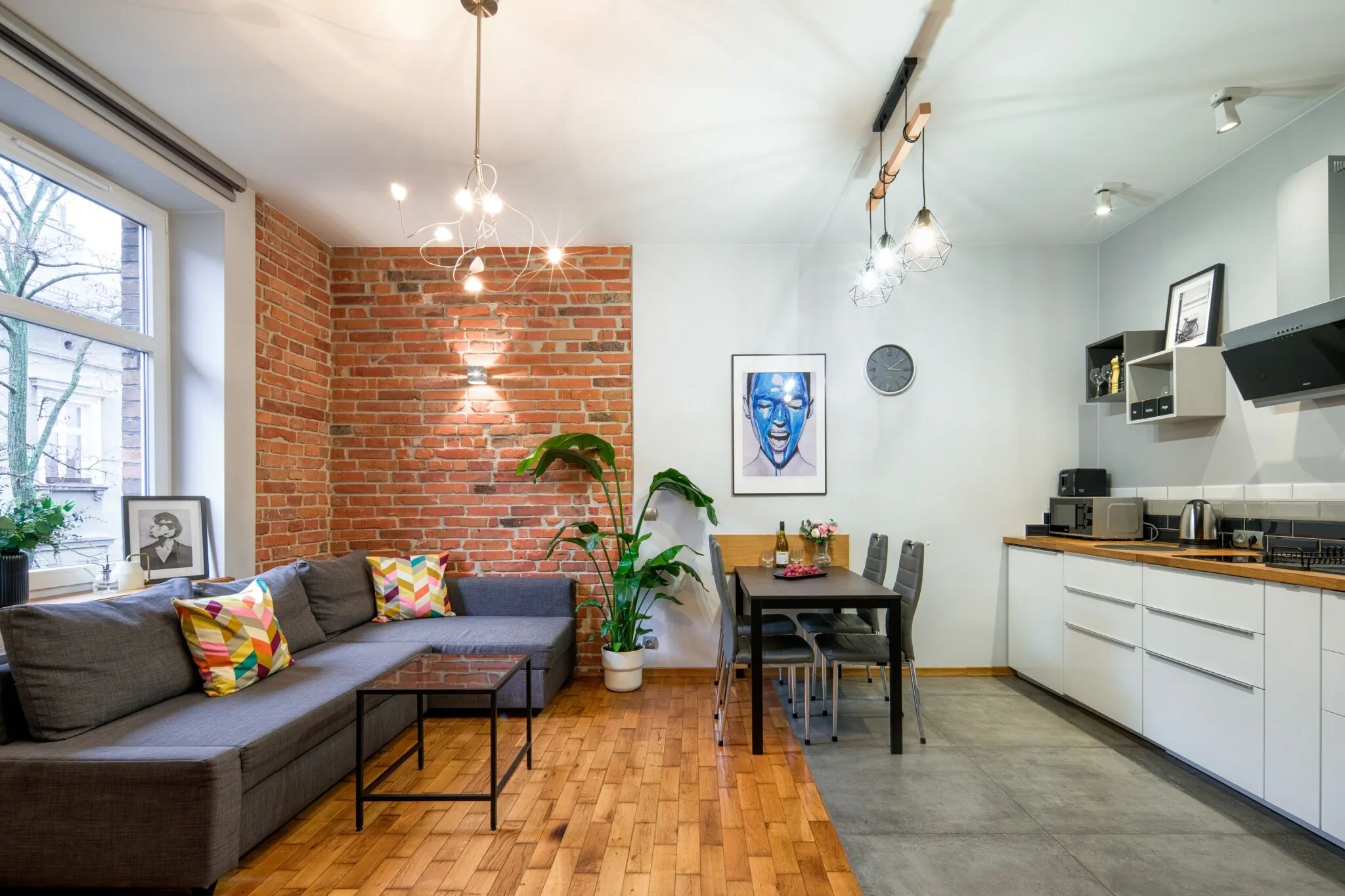 Discover Kraków/Apartamenty Loft/Kraków ul. Lubicz – Kraków, Polska