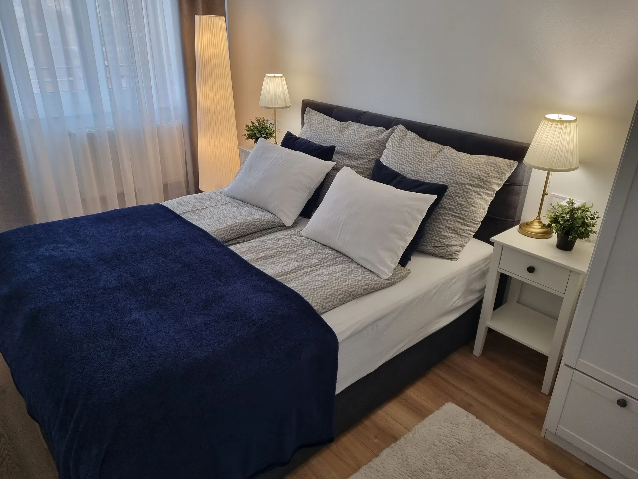 Panorama Loft@Cathedral Apartman Szeged – Szeghed, Ungaria